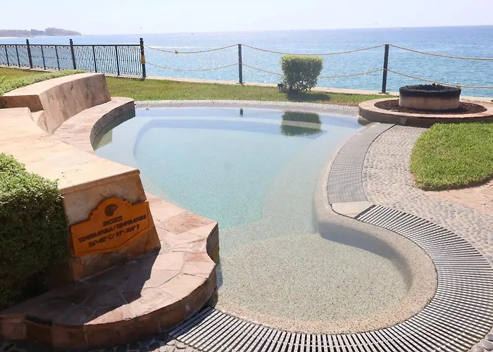 Appart hôtel Gorgeous In Cabo With Ocean And Lands End View, Private Swimmable Beach, Pools, Sleeps 8