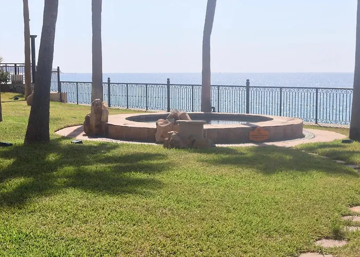 Appart hôtel Gorgeous In Cabo With Ocean And Lands End View, Private Swimmable Beach, Pools, Sleeps 8